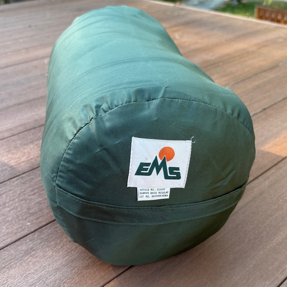 EMS Sleeping Bag EUC - Picture 17 of 17